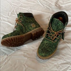 Timberland x Pharrell BEE collab in Grass.